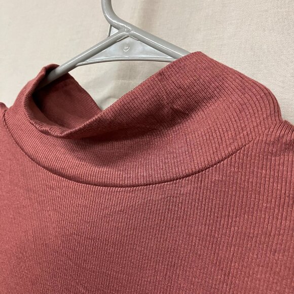 A New Day Women's Large Rust Long Sleeve Turtleneck Slim Fit Cozy T-Shirt Ribbed - Picture 5 of 8